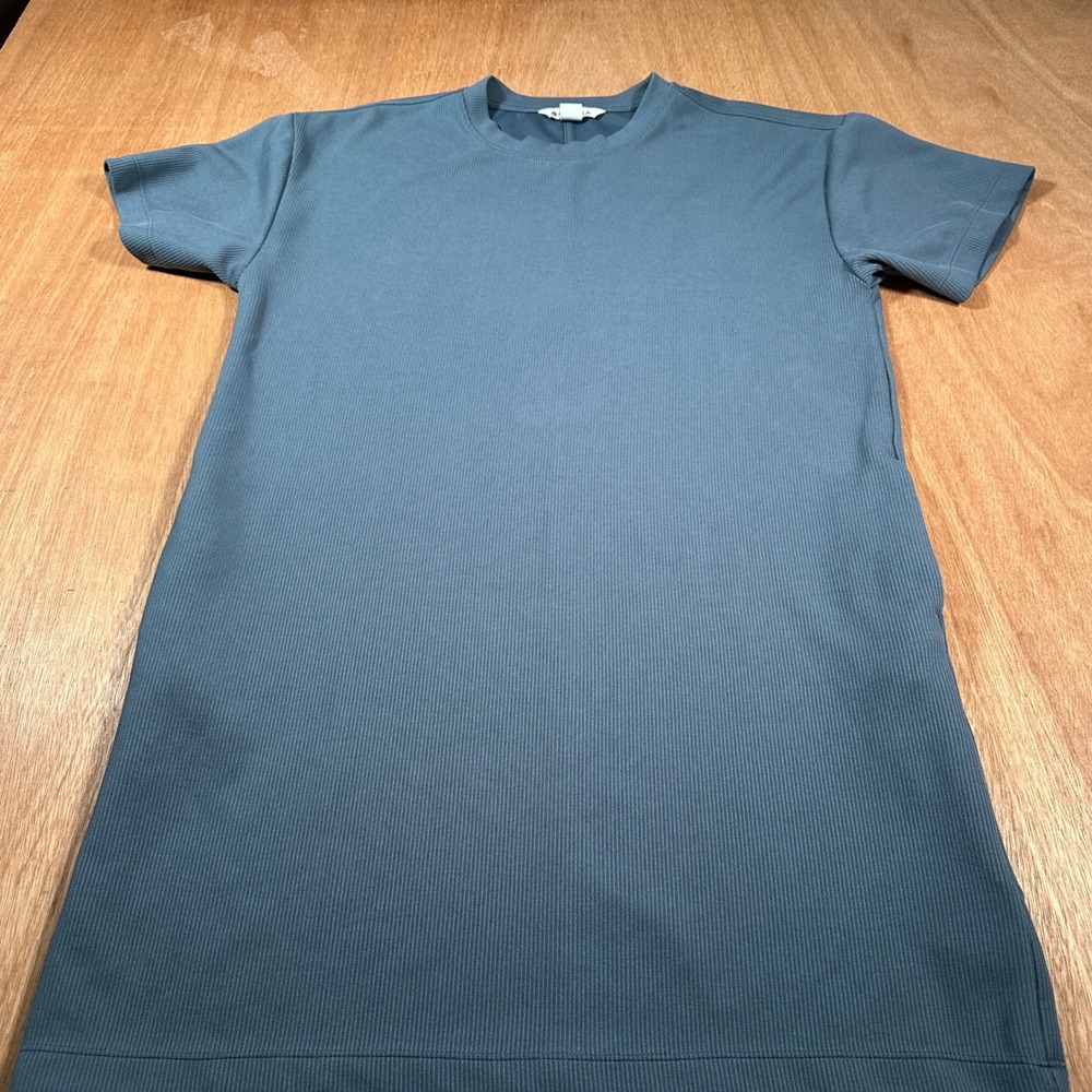Athleta Ribbed Shift Dress Women M Blue Short Sleeve Pockets Casual Athleisure
